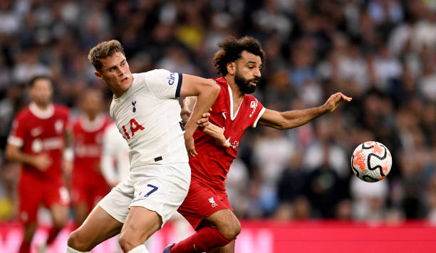 而巴塞罗那 而巴塞罗那